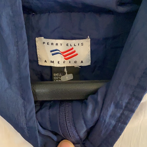 Perry Ellis Windbreaker - Picture 7 of 7